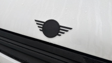 MINI Hatchback 1.5 Cooper Exclusive Premium 3dr Auto Petrol Hatchback